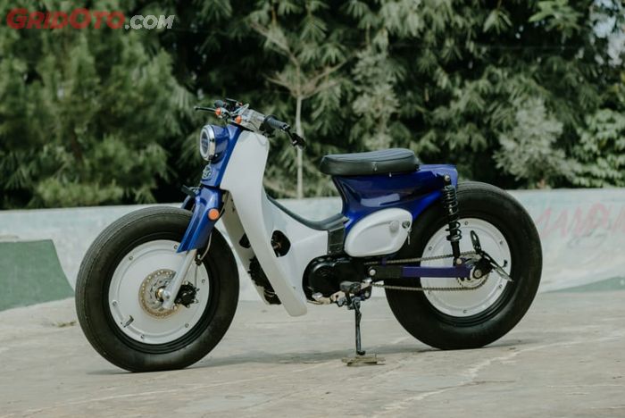 Streetcub berbasis Honda Astrea Grand.