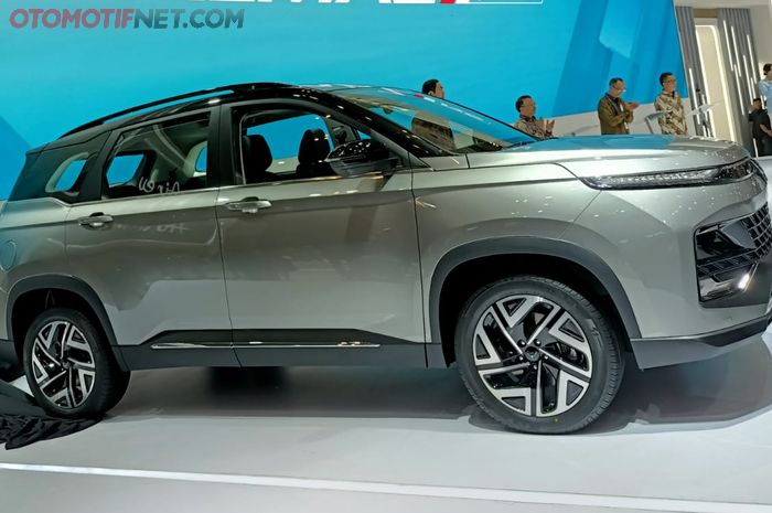 Update harga Wuling New Almaz RS Pro tahun 2026.