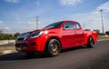 Isuzu D-Max Merah Jangan Sampai Lolos, Gayanya Racing Terjangkiti Serat Karbon