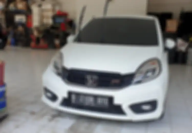 Sekarang Harga Honda Brio 2016 Turun ! Makin Pas Buat Anak Muda