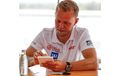 Dilarang Pakai Perhiasan, Kevin Magnussen Enggak Rela Lepas Cincin Kawin di Balap F1 Miami 2022