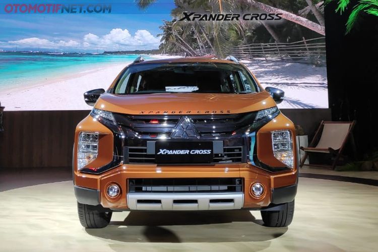 Xpander Cross Punya Varian Premium Package Ini Bedanya Dari Yang Lain Gridoto Com