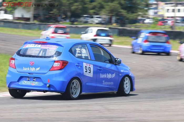 Honda Jazz Brio challenge