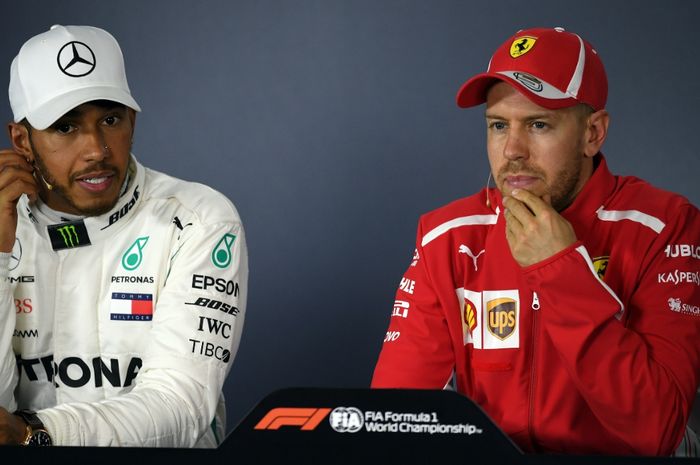 Sebastian Vettel dan Lewis Hamilton saat press conference setelah GP Bahrain
