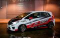 Honda Jazz GK5 Ini Pamer Fitment Kaki Ciamik dan Mengemas Kabin Racing
