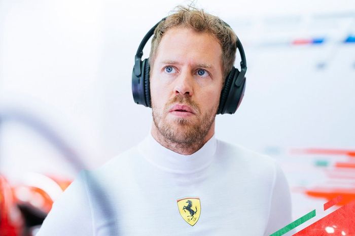 Sebastian Vettel tak cemas Ferrari ditinggal dua pembalap simulasinya