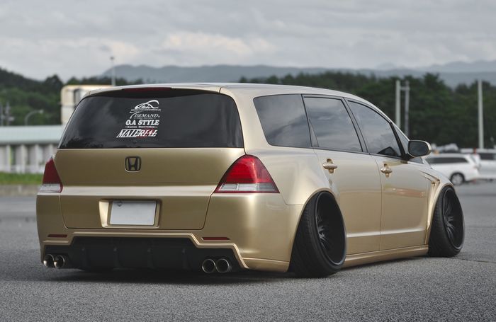 Buritan Honda Odyssey tampil bergaya VIP style