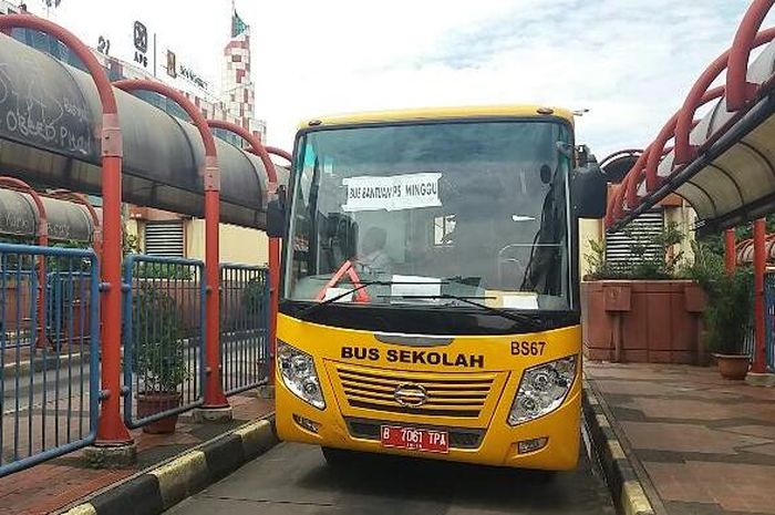 ILustrasi bus Hino jadi mayoritas armada bus sekolah