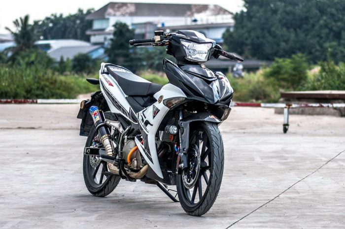 Modifikasi Yamaha MX King 150 bertampang sporty