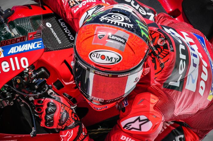 Ternyata sudut pandang pembalap MotoGP sempit banget saat ngebut di lintasan