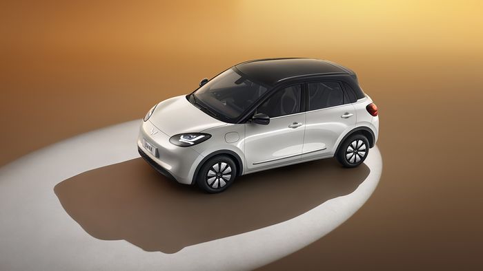 Wuling Bingo merupakan mobil listrik terbaru Wuling yang ukurannya sebesar Daihatsu Sirion.