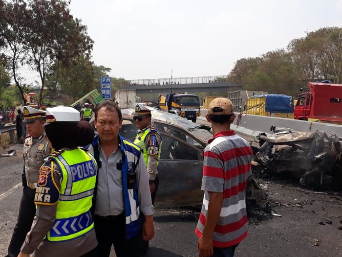 Akibat Kecelakaan Maut Tol Cipularang Dibuat Rekayasa Arus