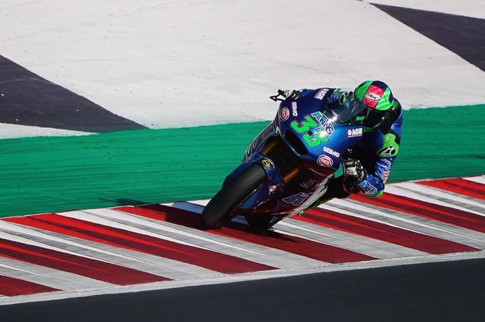 Enea Bastianini berhasil menang di Moto2 Emilia Romagna 2020.