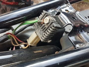 Begini Cara Mengubah Kelistrikan Honda Win Jadi 12 Volt Lampu