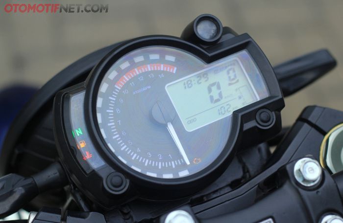 Spidometer Koso pantau kondisi mesin dan kelistrikan CB150R ini