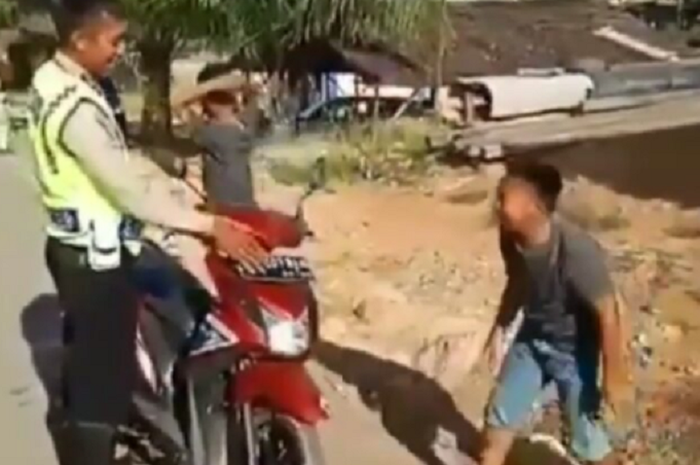 Instagram/@agoez_bandz