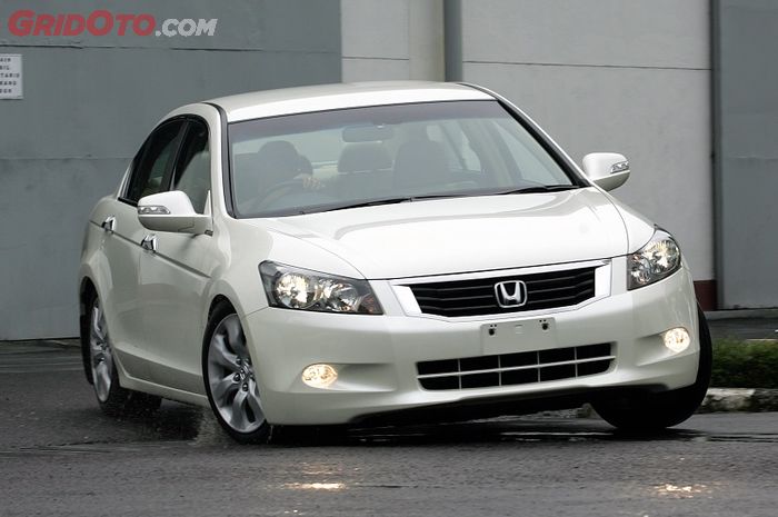 Harga Bekas Honda Accord Juni 2020 Turun Rp 50 Juta Tipe New 2 4 Vti L A T Gridoto Com