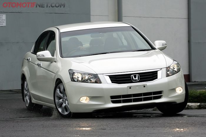 Honda Accord CP2 hadir di Indonesia pada tahun 2008 - 2012