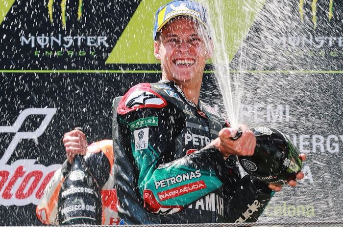 Pembalap Petronas Yamaha SRT, Fabio Quartararo,  meraih podium kedua di MotoGP Catalunya sambil menahan rasa sakit