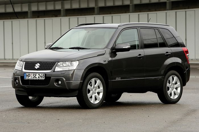 Suzuki Grand Vitara 2.4