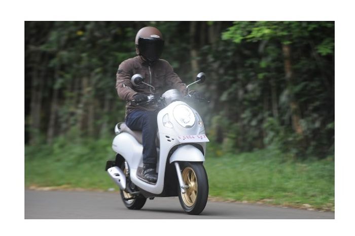 Honda Scoopy, salah satu matic retro Jepang di Indonesia