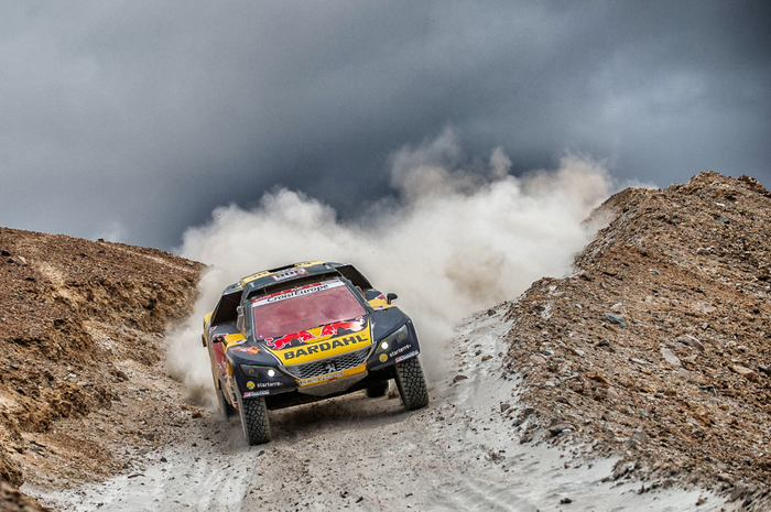 Sebastien Loeb kuasai stage 5 Reli Dakar 2019