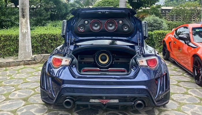 Area bagasi Toyota 86 sudah full audio custom