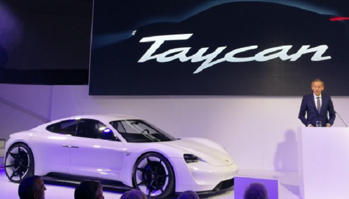 Mobil listrik terbaru Porsche bernama Taycan