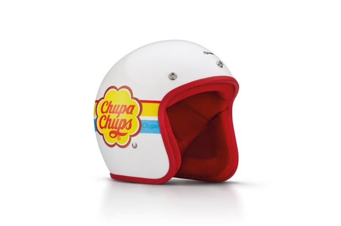 Honda juga merilis helm khusus Chupa Chups