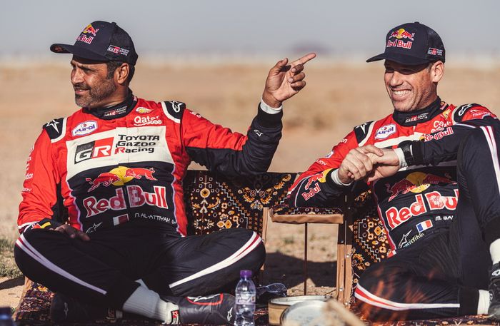 Pereli andalan tim Toyota Gazoo Racing di Reli Dakar 2021, Nasser Al-Attiyah dan co-driver Matthieu Baumel