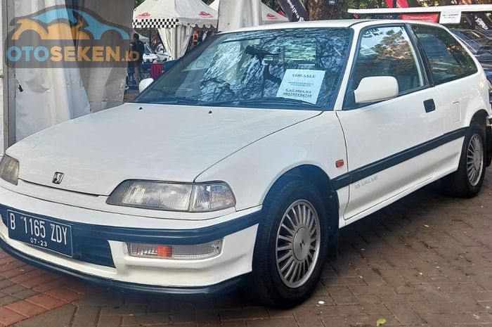 Tips membeli mobil seken tahun 90an.