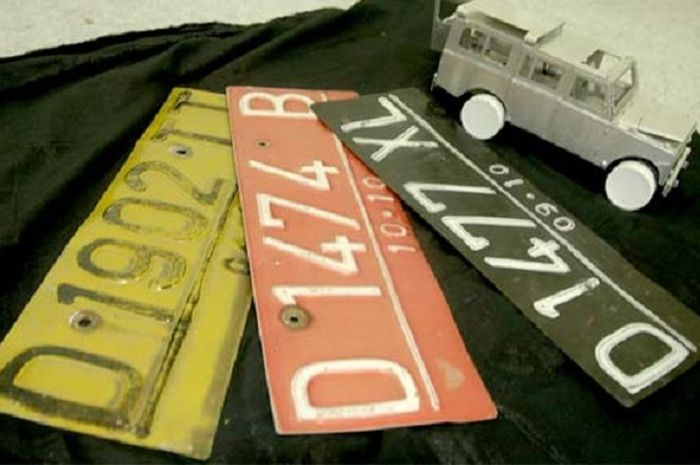 Ilustrasi pelat nomor kendaraan