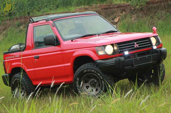 Mitsubishi Pajero 1992 Canvas