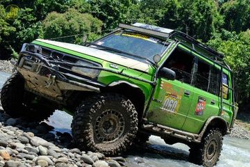 Suzuki Vitara Bisa Jago Off-Road Meski Dengan Ubahan Minimalis ...