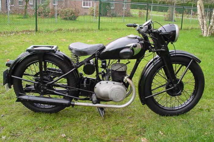 Bentuk Asli Zunda DB200, dilansir oleh Yesterdays.nl