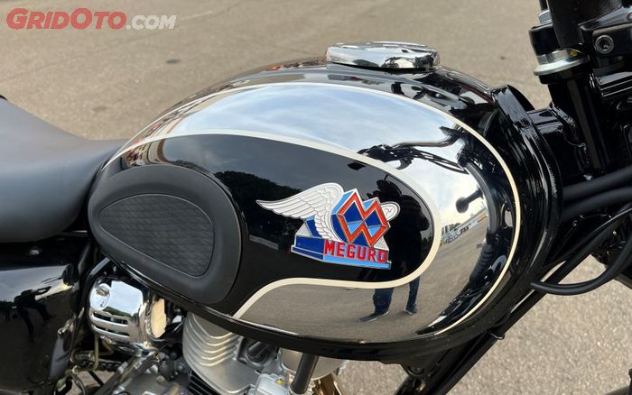 Kawasaki Meguro S1 pakai tangki kroom