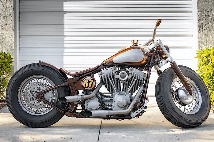 Harley-Davidson FXSTI Softail jadi bobber kece