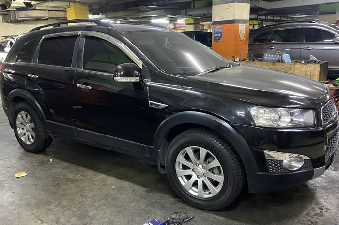 Kisaran harga dan spesifikasi Chevrolet Captiva 2.0 seken tahun 2012.