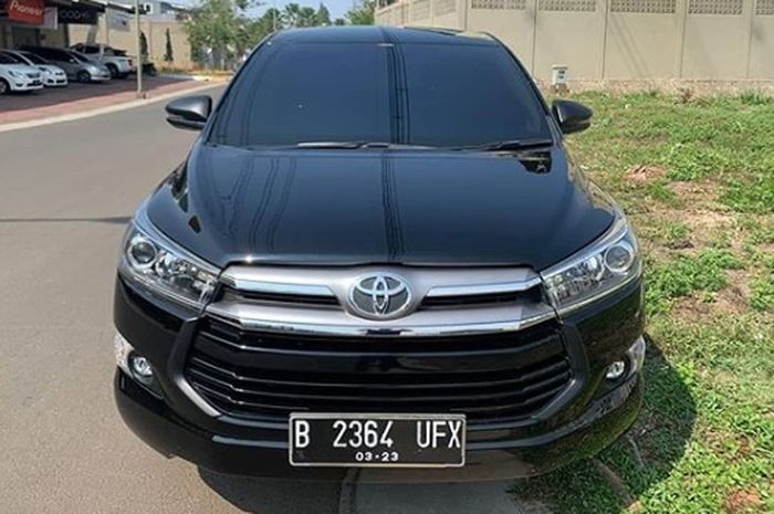 Tipe varian Toyota Kijang Innova Reborn yang paling diminati.