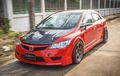 Honda Civic FD2 Jubah Merah Agresif, Dandanan Maksimal, Kaki Menggoda
