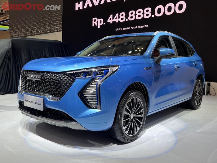 Haval Jolion Hybrid dijual dengan harga Rp 448,888 juta.