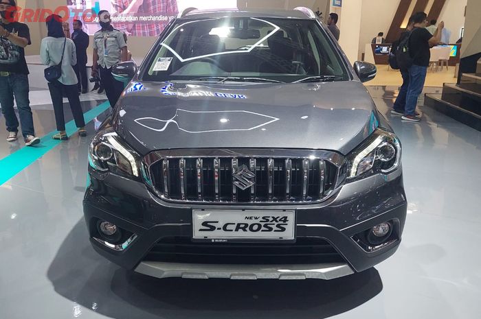 Suzuki Sx4 S-Cross  di IIMS 2023.