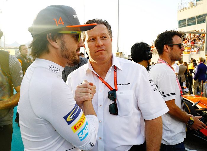 CEO McLaren Zak Brown kembali ingin melihat Fernando Alonso menunjukkan ketajamannya di musim 2018