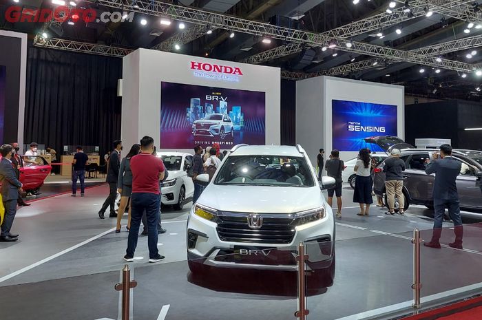 Booth Honda di ajang Jakarta Auto Week 2022