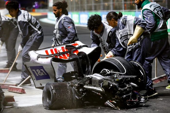 Kondisi mobil Mick Schumacher usai crash di kualifikasi F1 Arab Saudi 2022