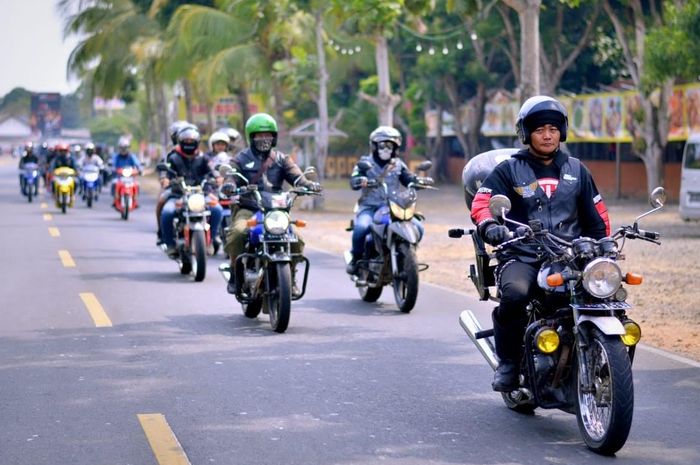 Sunmori Bikers Suzuki Menyusuri Pantai Ujung Barat Pulau Jawa