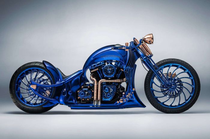 Custom Ultramewah Harley Davidson Bucherer Blue Edition Harganya