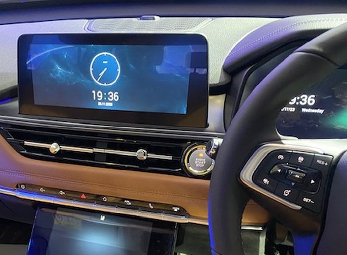 Fitur Adaptive Cruise Control Chery Tiggo 8 Pro bisa dihidupkan melalui tombol di setir 