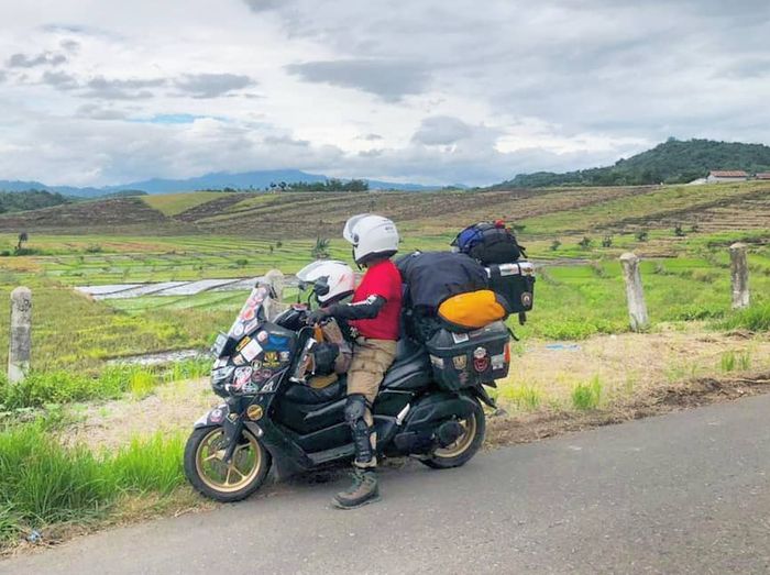 Lilik Gunawan jalankan misi Ride to East gunakan Yamaha All New NMAX 155 Connected ABS.