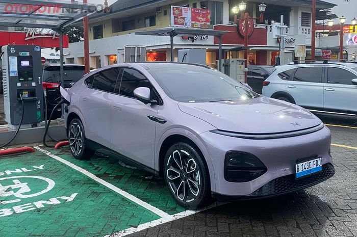Kisaran harga XPENG G6 Pro tahun 2026.